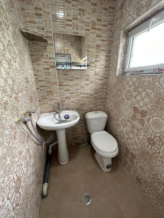 Cozy With Terrace In Quite Neighborhood Apartment Tbilisi